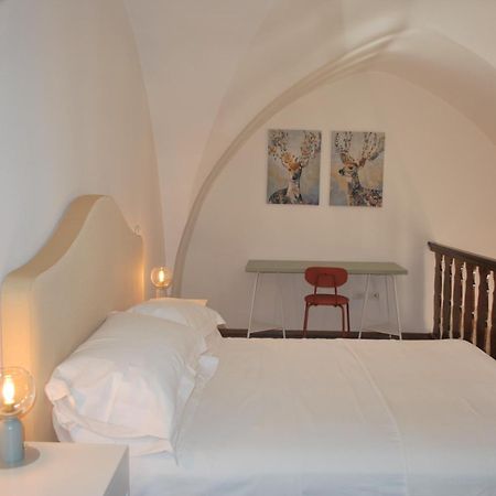 Palazzo Della Contessa - Suites & Breakfast Lecce Exterior foto
